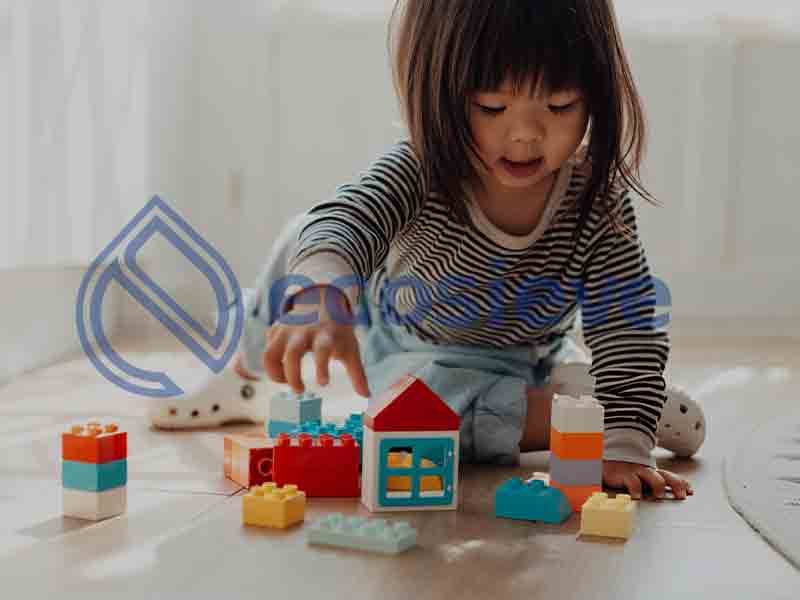 چطور اسباب‌بازی‌های کودک را بدون مواد شیمیایی ضدعفونی کنیم؟ راهکاری ایمن برای والدین